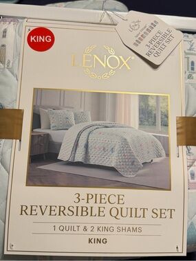 Lenox Spice Village 3-Piece King Reversible Quilt Shams Set.  New.